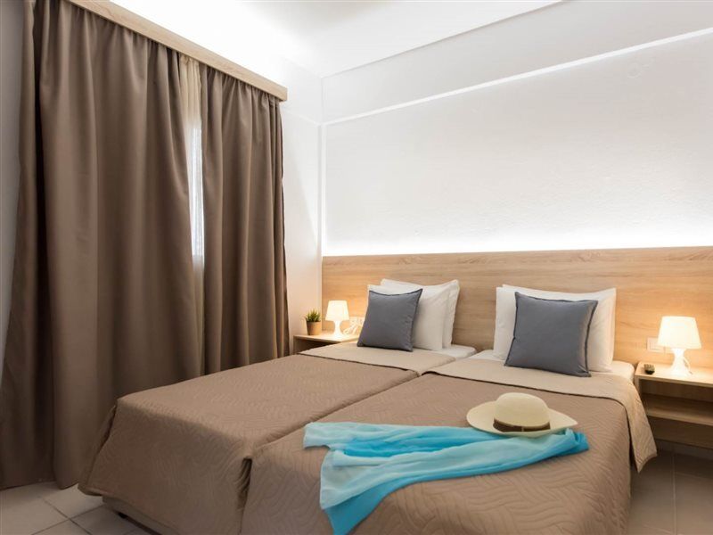 Cretan Seaside Boutique Hotel Hersonissos  Exterior photo
